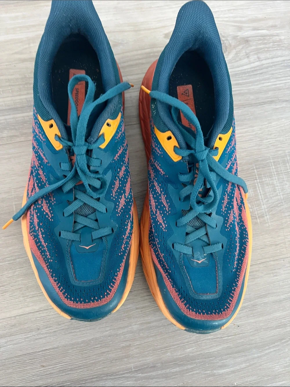 Hoka Speedgoat 5 Women's Trail Running Shoes Size 8.5B Blue Orange running gym